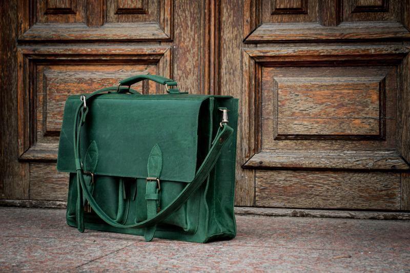 💼 Handmade leather Bronx Briefcase – Vintage crazy horse full-grain cowhide bag 🐂