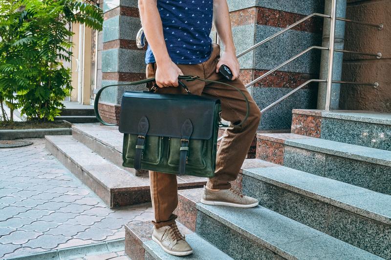 💼 Handmade leather Bronx Briefcase – Vintage crazy horse full-grain cowhide bag 🐂