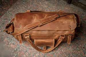 🧳 "Bison" Leather Travel Bag – Handmade Duffel for Men 🐂
